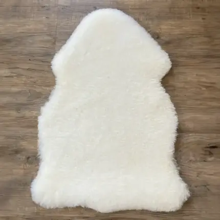 Merino Babyfell Naturweiss organisch gegerbt