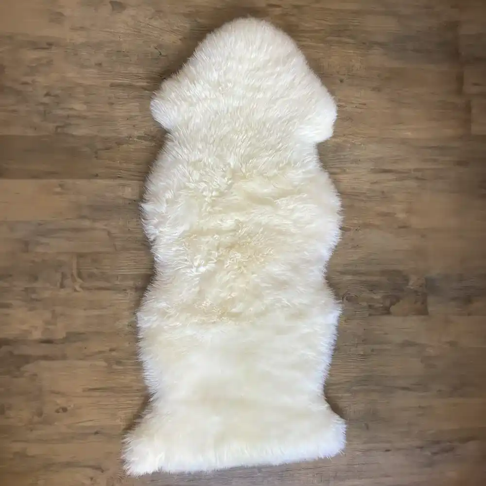 Verlängertes Merino Lammfell schlicht